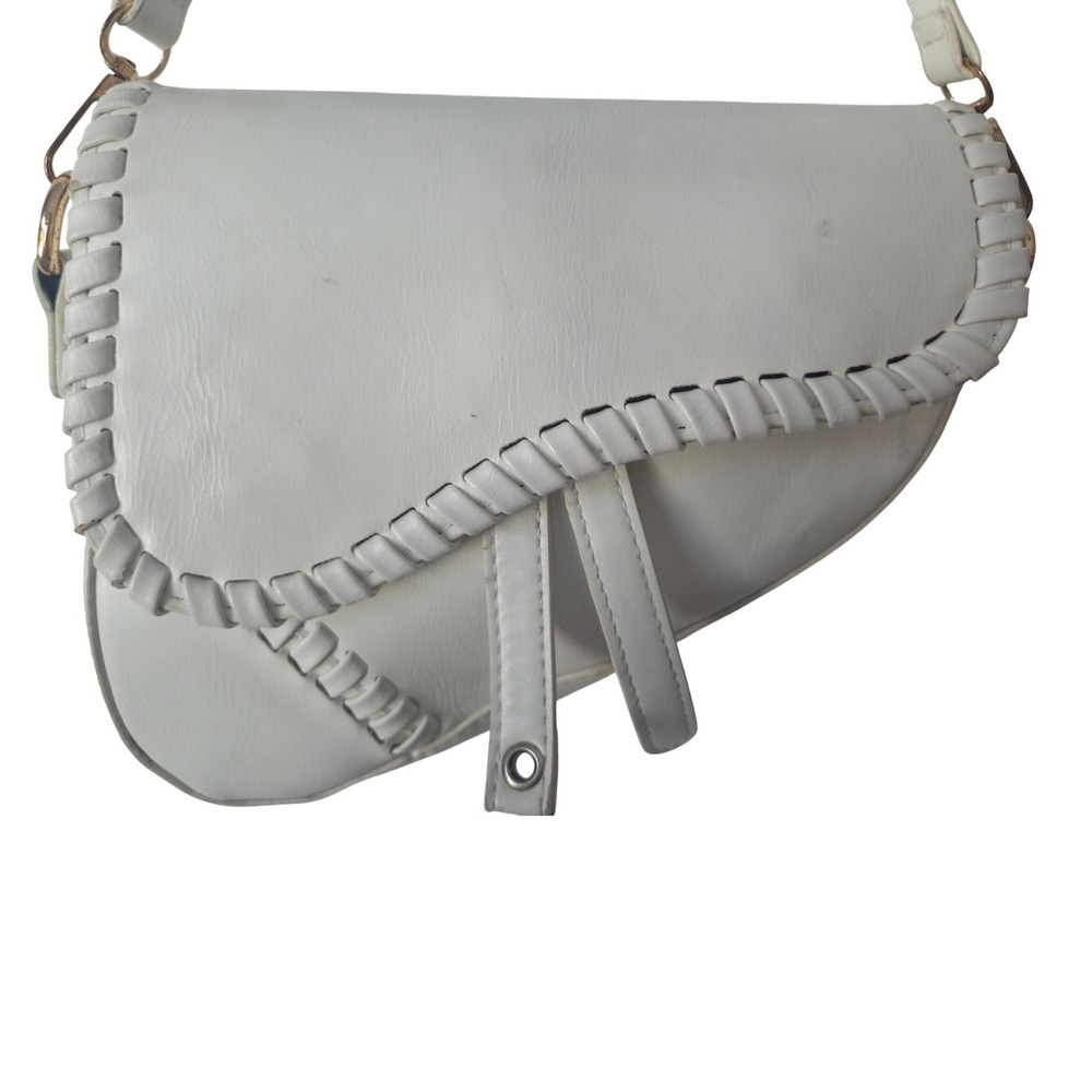 White Saddle Bag Shoulder Bag Woven Trim Top Handle - Picture 3 of 8